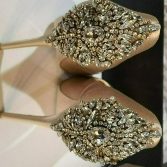 Badgley Mischka Kiara Embellished Evening Pumps -9 - Picture 8 of 8
